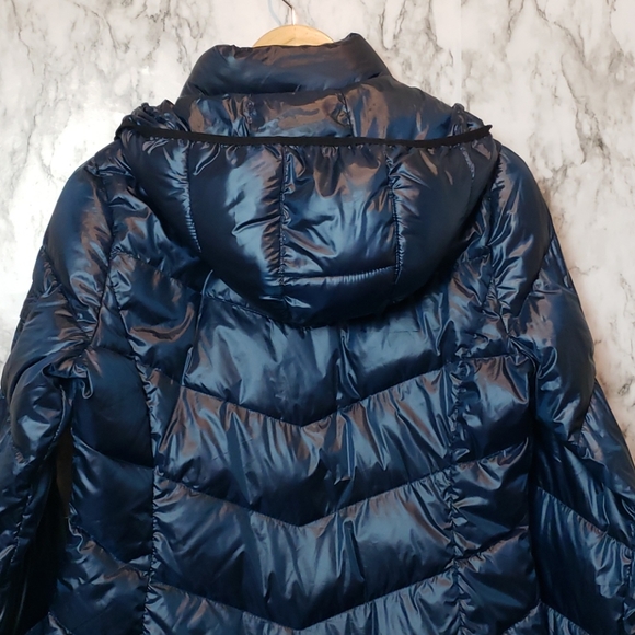 Andrew Marc 650 Fill Power Jacket - Picture 8 of 11